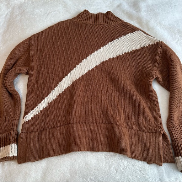 Victor Alfaro Oversized Sweater Women’s Size XS - Picture 14 of 14